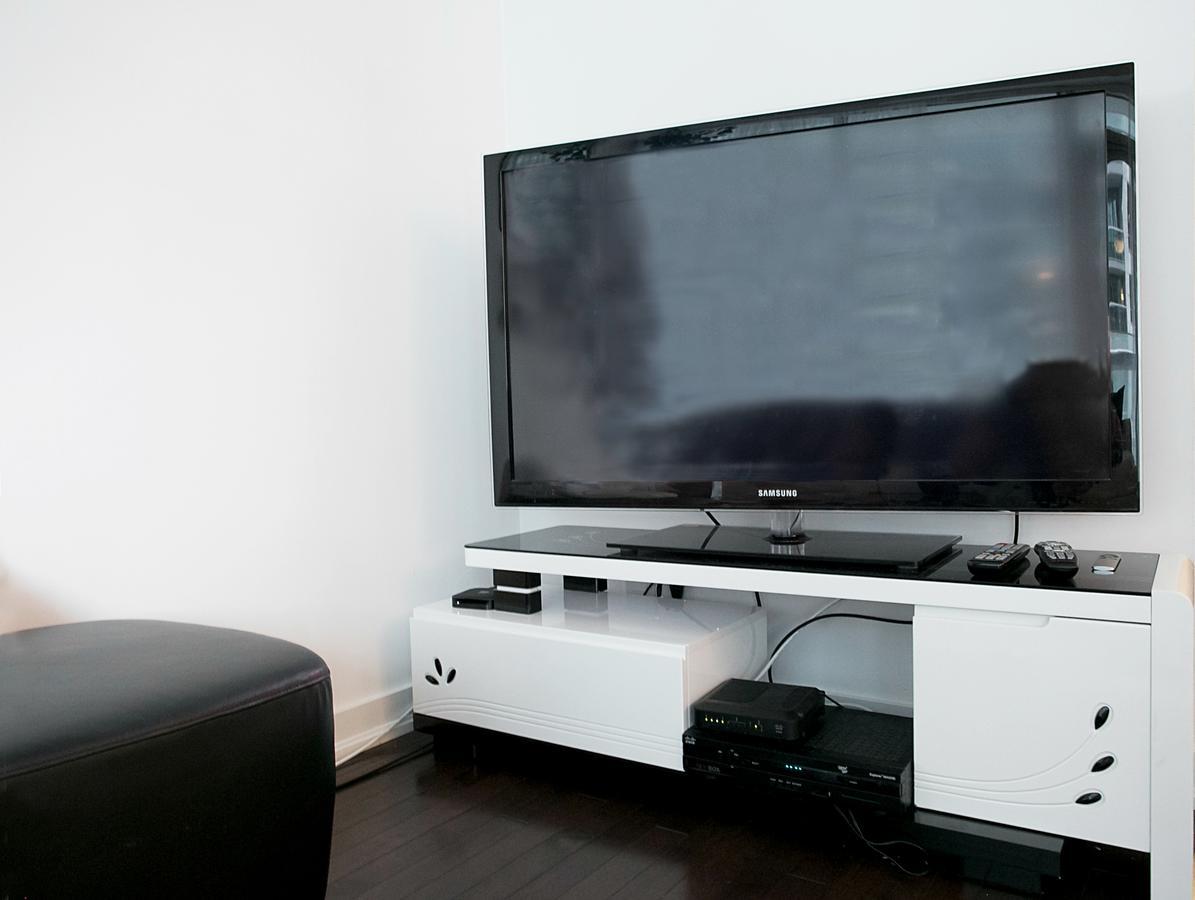 טורונטו Royal Stays Condominiums - Upscale Downtown Suites מראה חיצוני תמונה